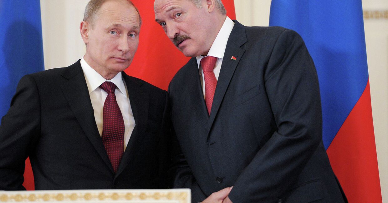 Владимир Путин и Александр Лукашенко. Архивное фото