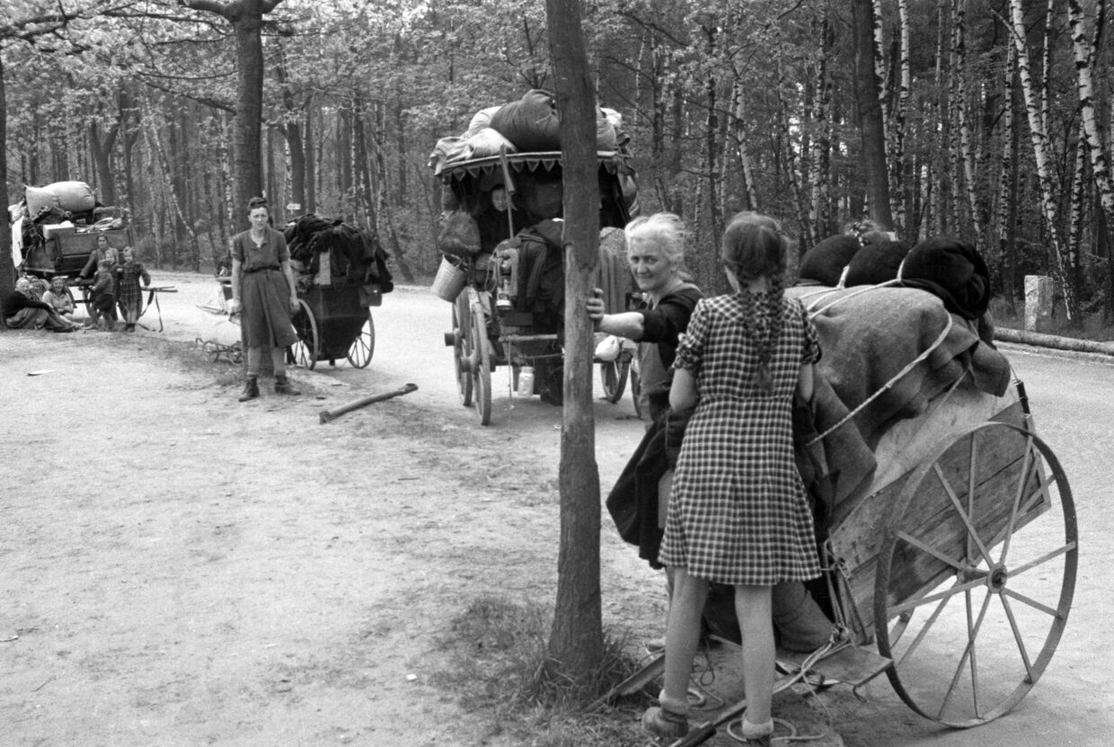 На дорогах Германии в мае 1945