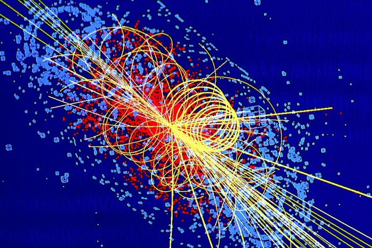 Компьютерное моделирование события рождения бозона Хиггса