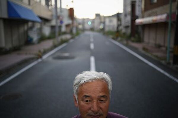 Житель эвакуированного города Томиока, префектура Фукусима, Наото Мацумура
