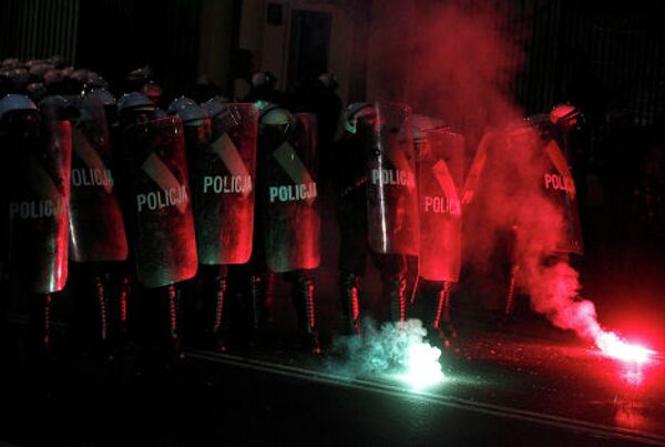 Полиция на Марше независимости в Варшаве