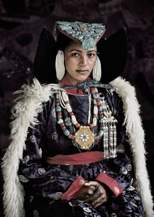 Женщина из племени ладакхи. Фотография проекта Before They Pass Away