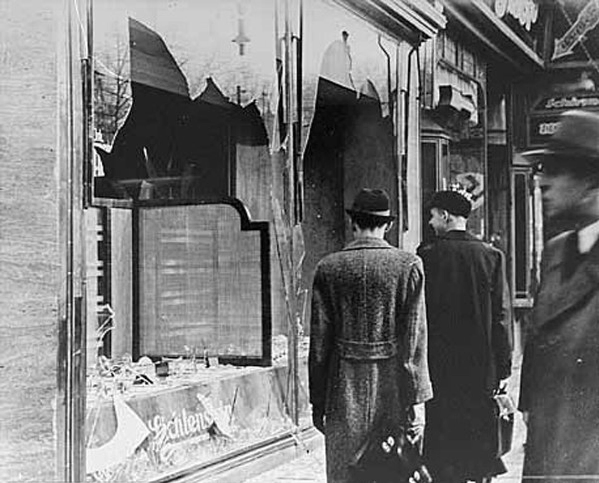 Хрустальная ночь, прошедшая в ночь с 9 на 10 ноября 1938 года - ИноСМИ, 1920, 25.05.2026