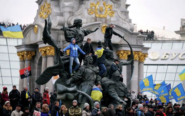 Митинг сторонников евроинтеграции на Майдане Незалежности в Киеве 