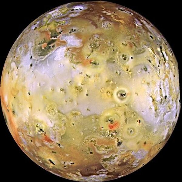 Фотография спутника Юпитера Ио, сделанная Galileo
