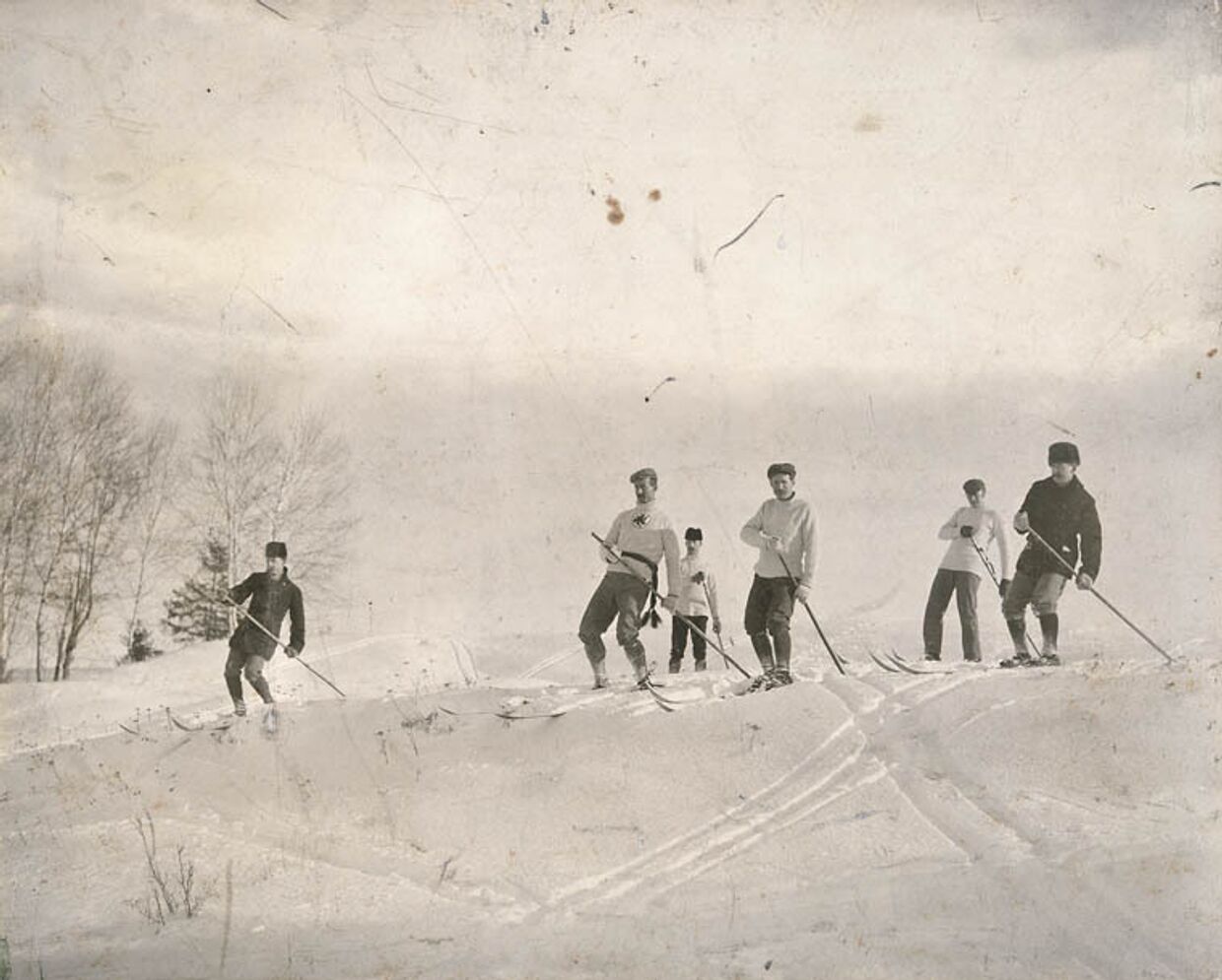 Канадские лыжники в Оттаве, 1887 год