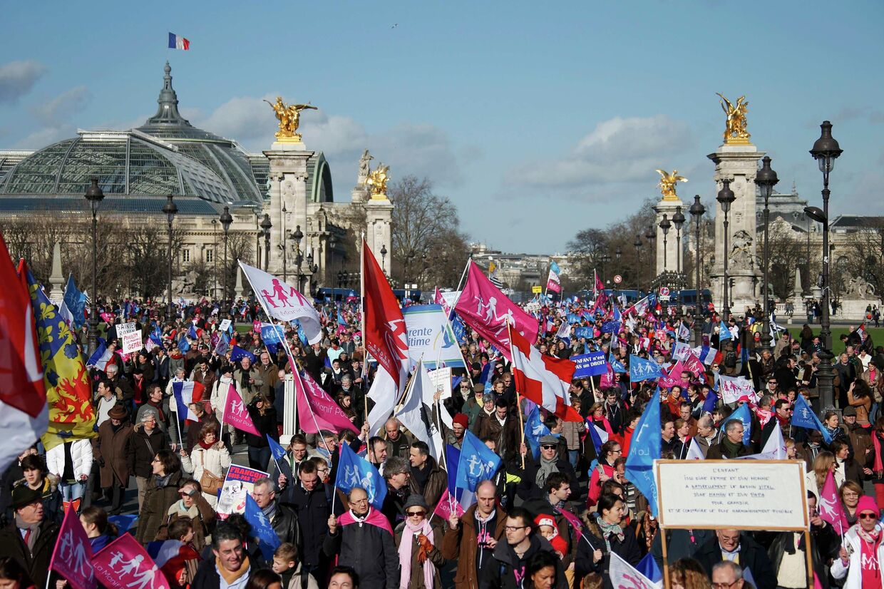 Демонстрация против однополых браков в Париже