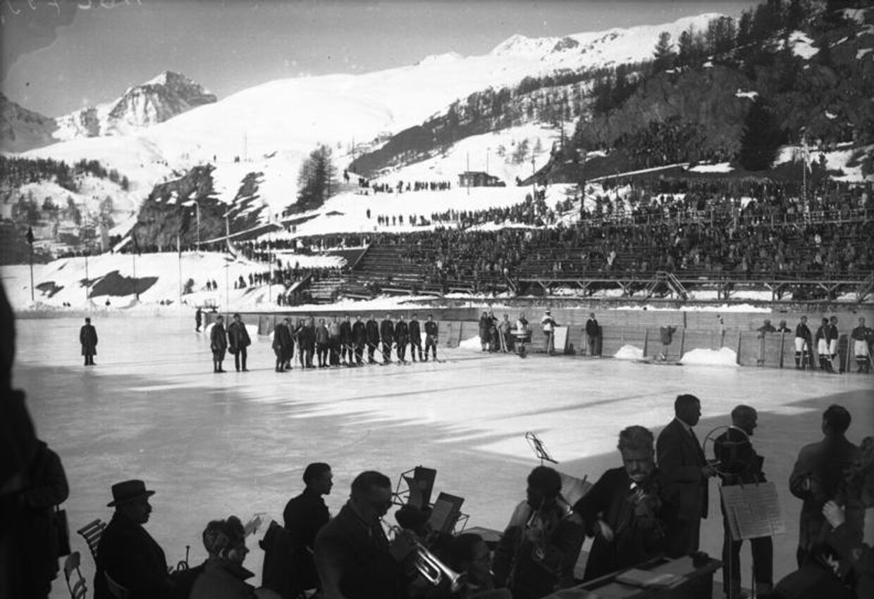 Хоккейный матч на зимних Олимпийских играх 1928 года в Санкт-Морице