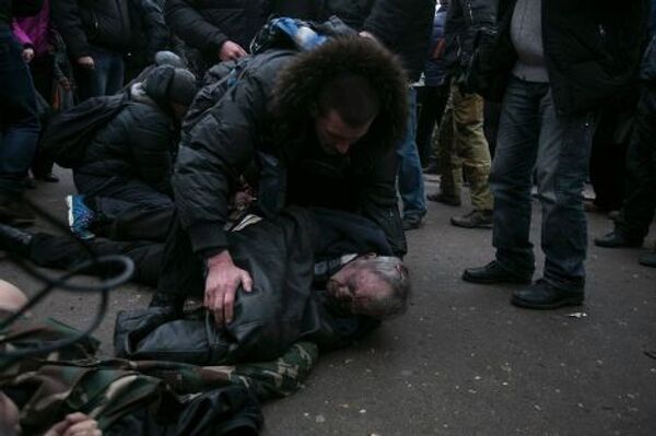 Пострадавший во время митинга у здания Верховного совета Крыма
