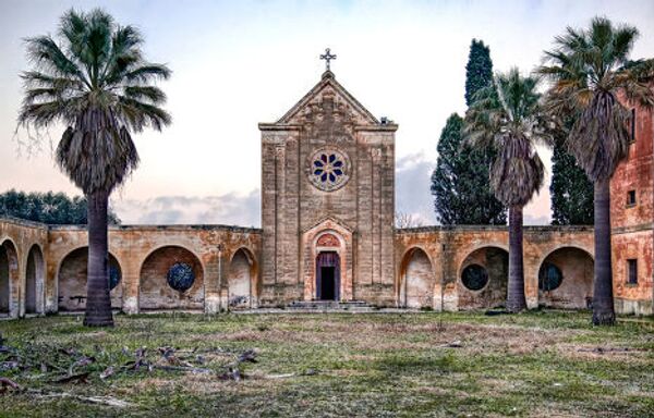 Заброшенная церковь в Лечче, Италия