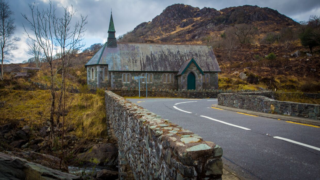 Заброшенная церковь в графстве Керри, Ирландия