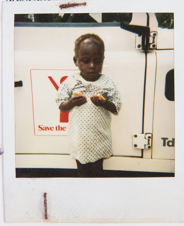 Ребенок, переживший геноцид в Руанде