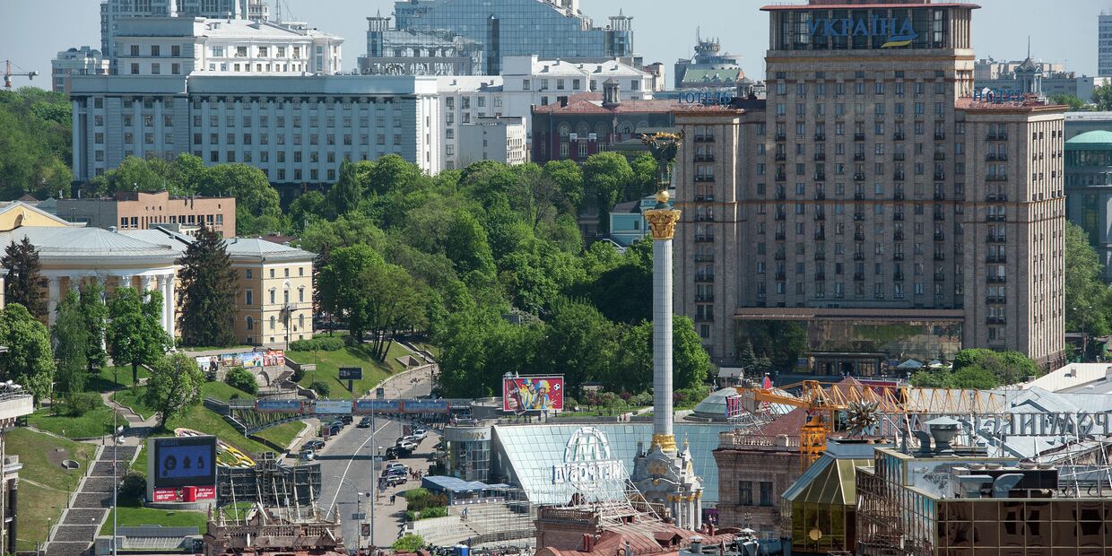 Вид на площадь Независимости в Киеве
