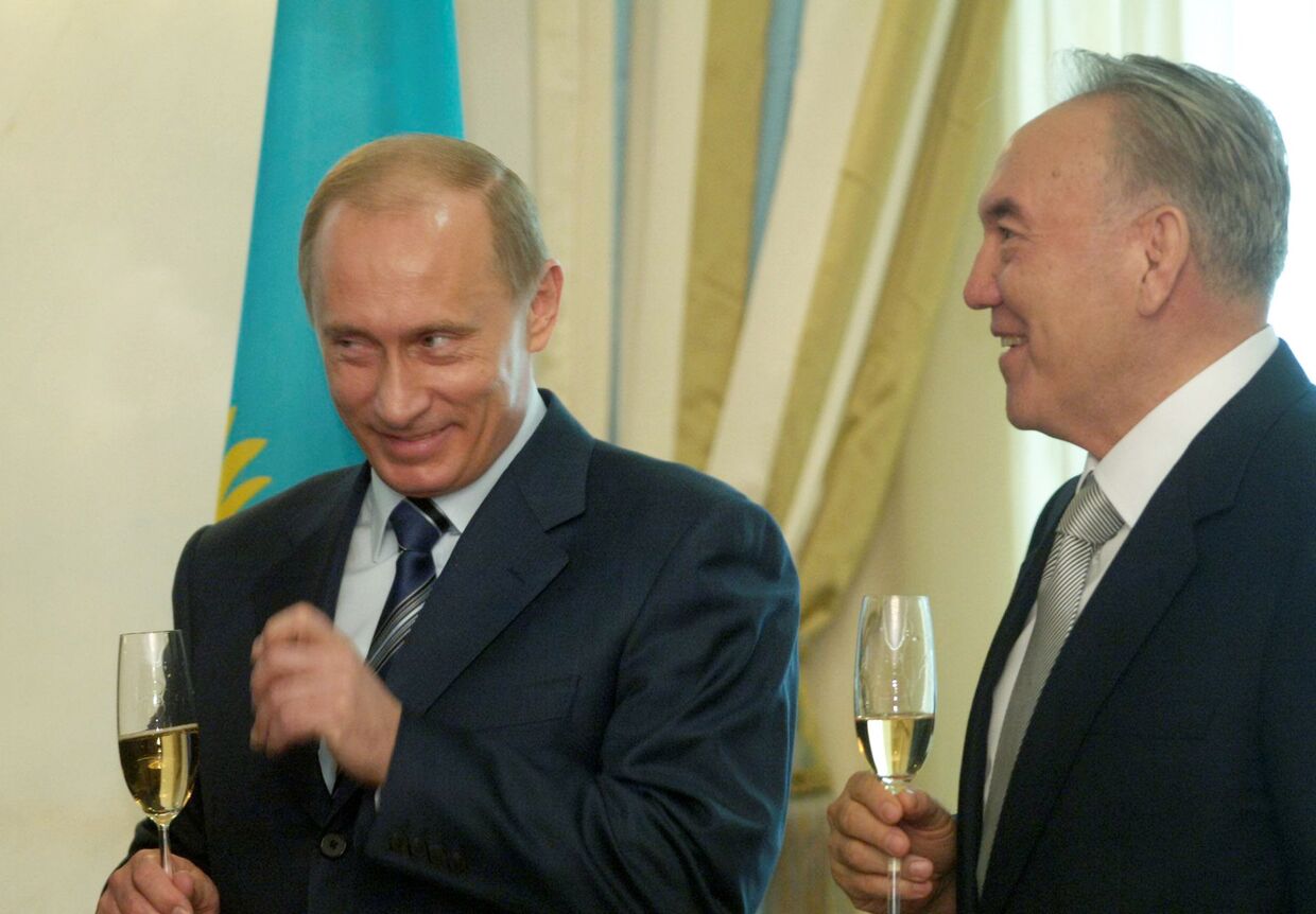 В.Путин, Н.Назарбаев во время встречи