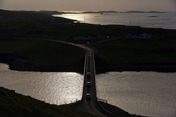 Мост, соединяющий острова Мейнленд и Бурра, Шетландский архипелаг
