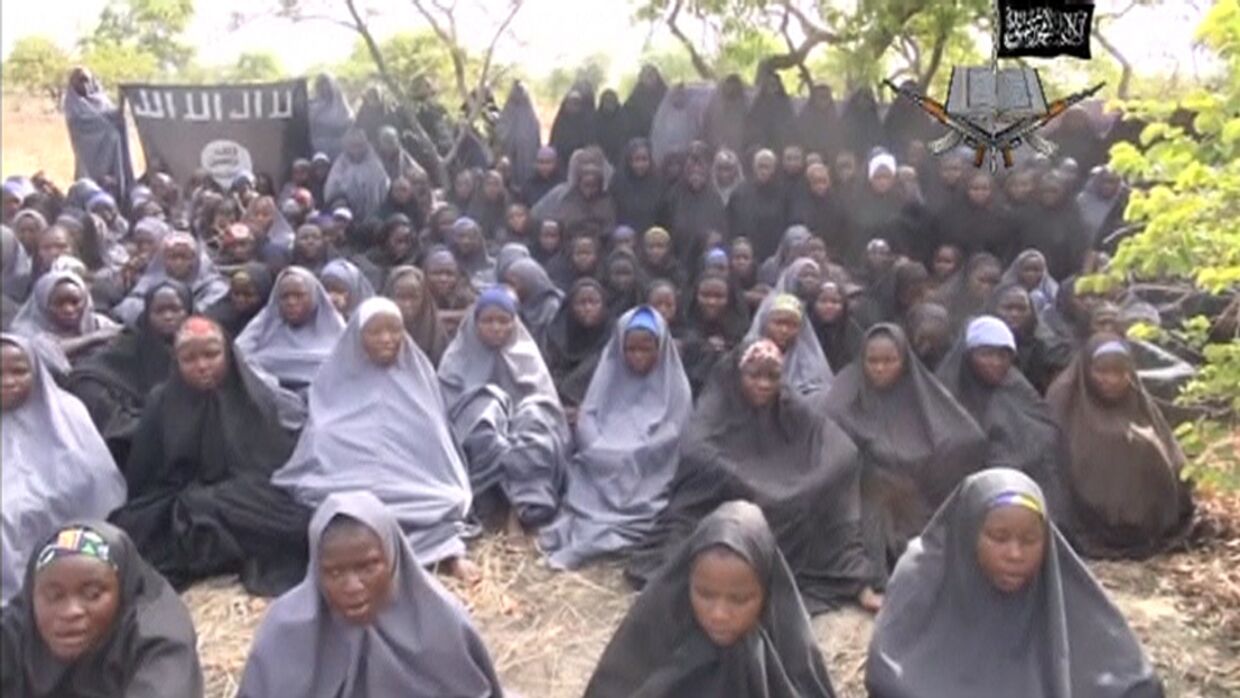 Похищенные в Нигерии школьницы, кадр из видео, выпущенного «Боко Харам»