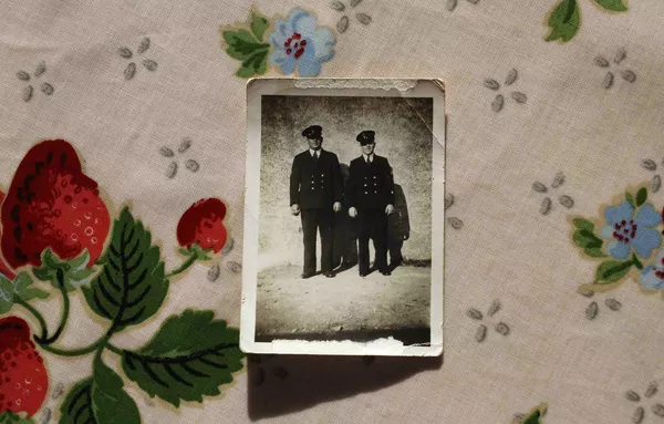 Фотография Джимми и Леонарда Ллойда из дважды благословенной деревни Хербрандстон
