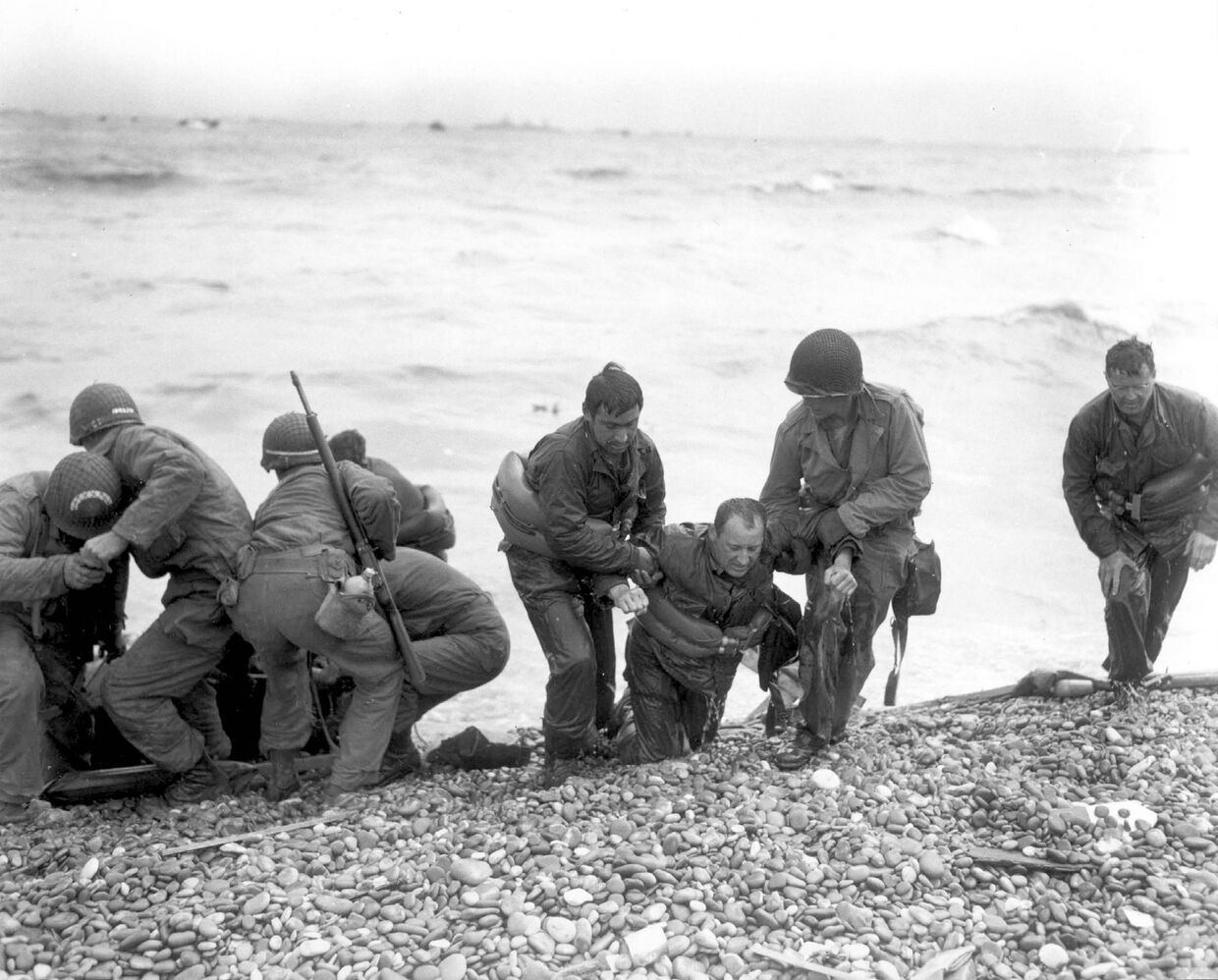 Американские солдаты на пляже Омаха