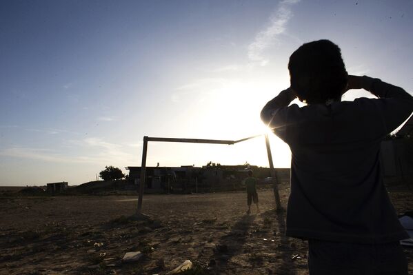 Футбольные ворота в пустыне Негев, Израиль