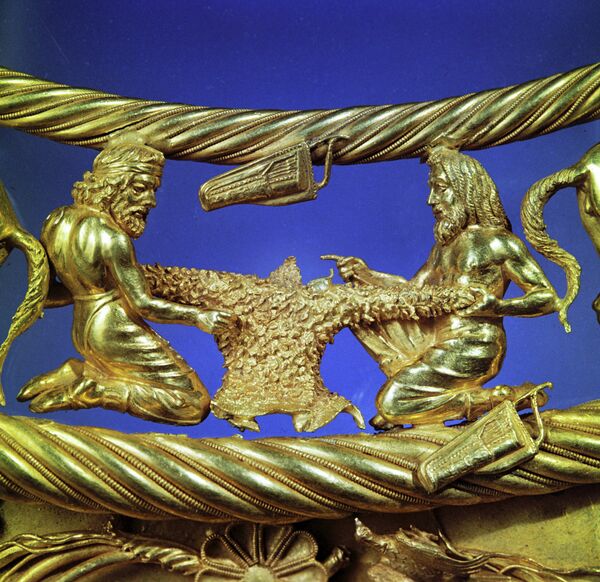 Фрагмент пекторали Фрагмент пекторали