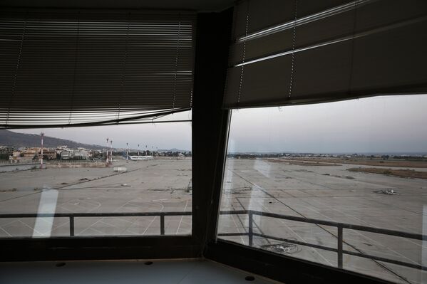 Заброшенный аэропорт «Эллиникон» в Афинах