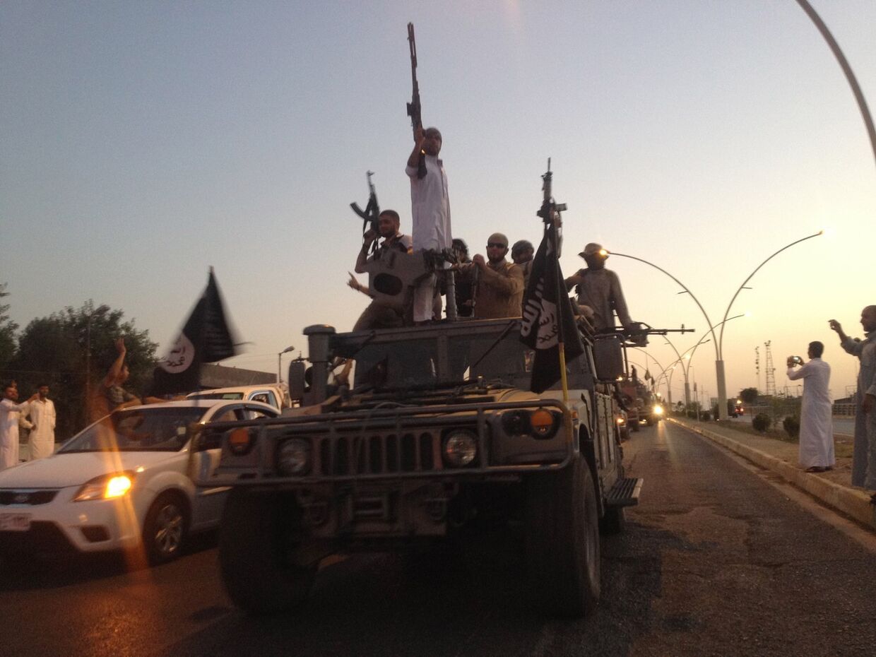 Боевики Исламского государства Ирака и Леванта в Мосуле