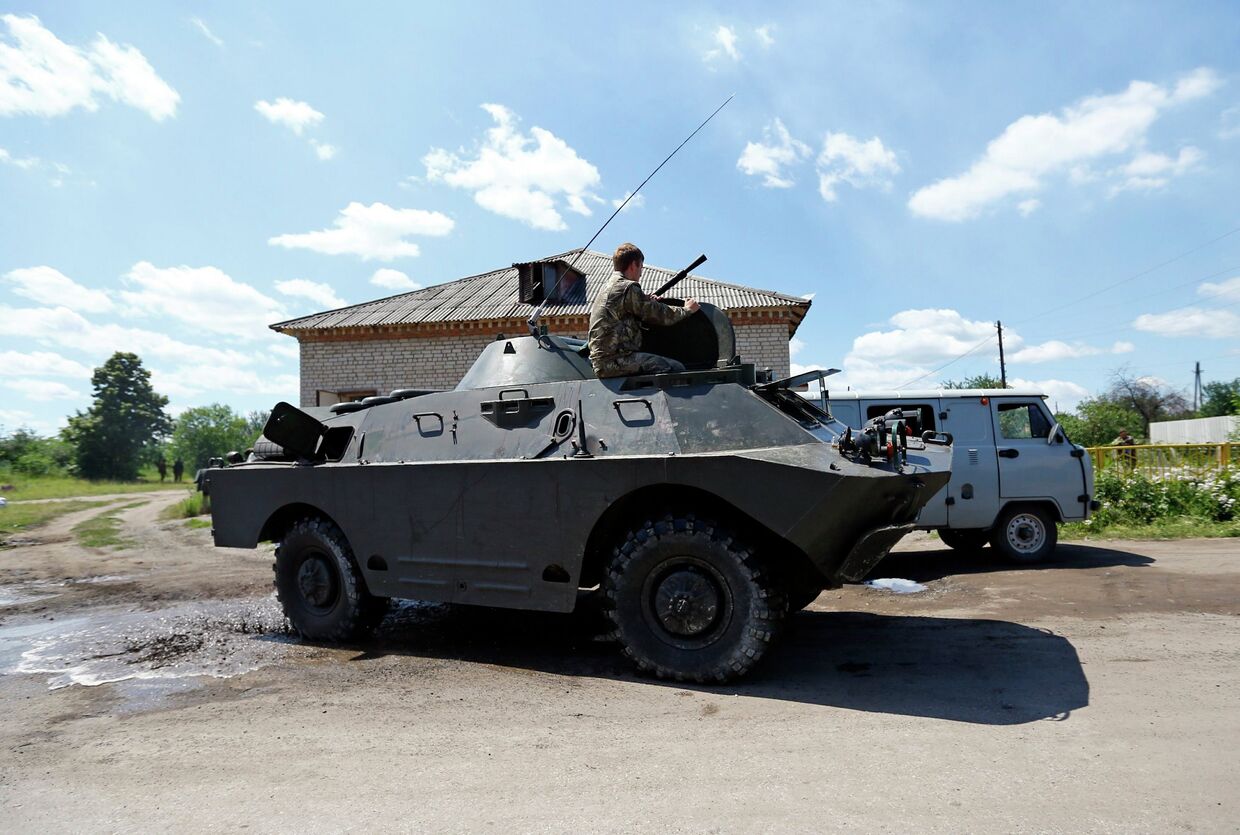 Бойцы народного ополчения возле города Красный Лиман 19 июня 2014