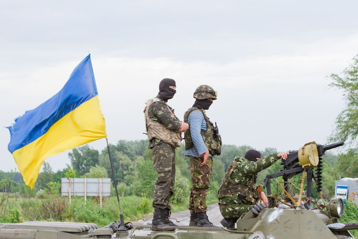 Украинские солдаты в окрестностях Славянска