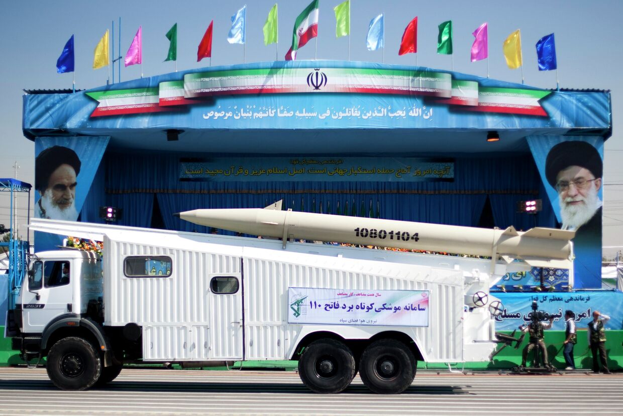 Ракеты Фатех 110 на военном параде в Иране