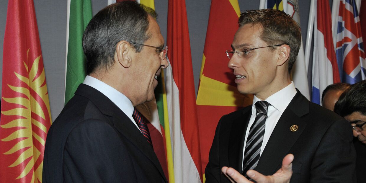 Александер Стубб (справа) в должности министра иностранных дел Финляндии Александер Стубб (справа) в должности министра иностранных дел Финляндии