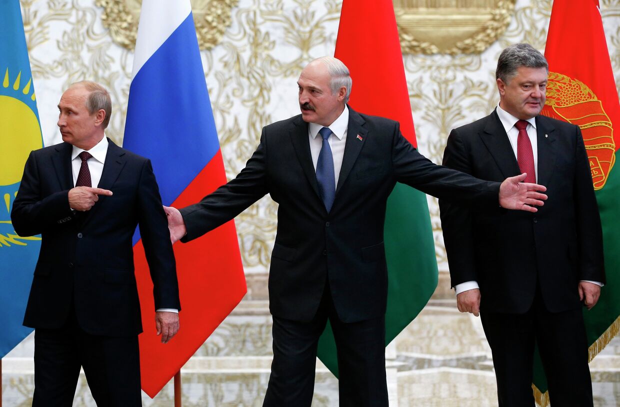 Владимир Путин, Александр Лукашенко и Петр Порошенко на встрече в Минске