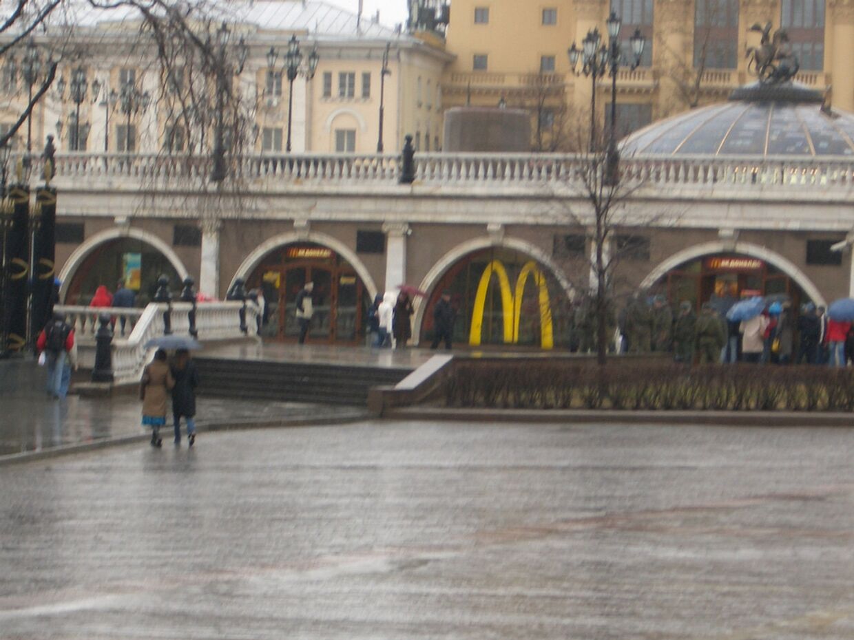 McDonald's, Красная площадь, Москва