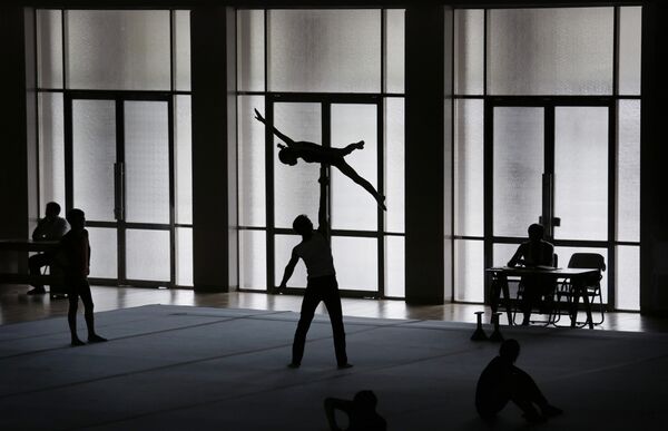 Тренировка гимнастов в Пхеньяне