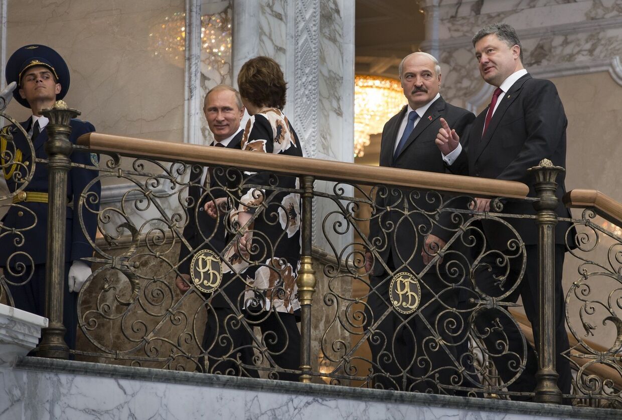 Владимир Путин, Кэтрин Эштон, Александр Лукашенко и Петр Порошенко на саммите в Минске