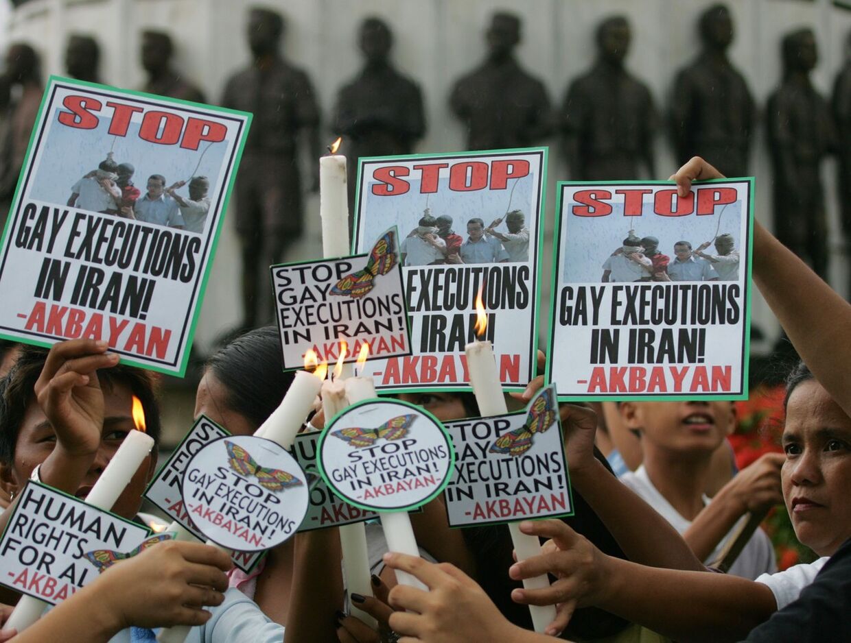 Акция протеста на Филиппинах против казни геев в Иране