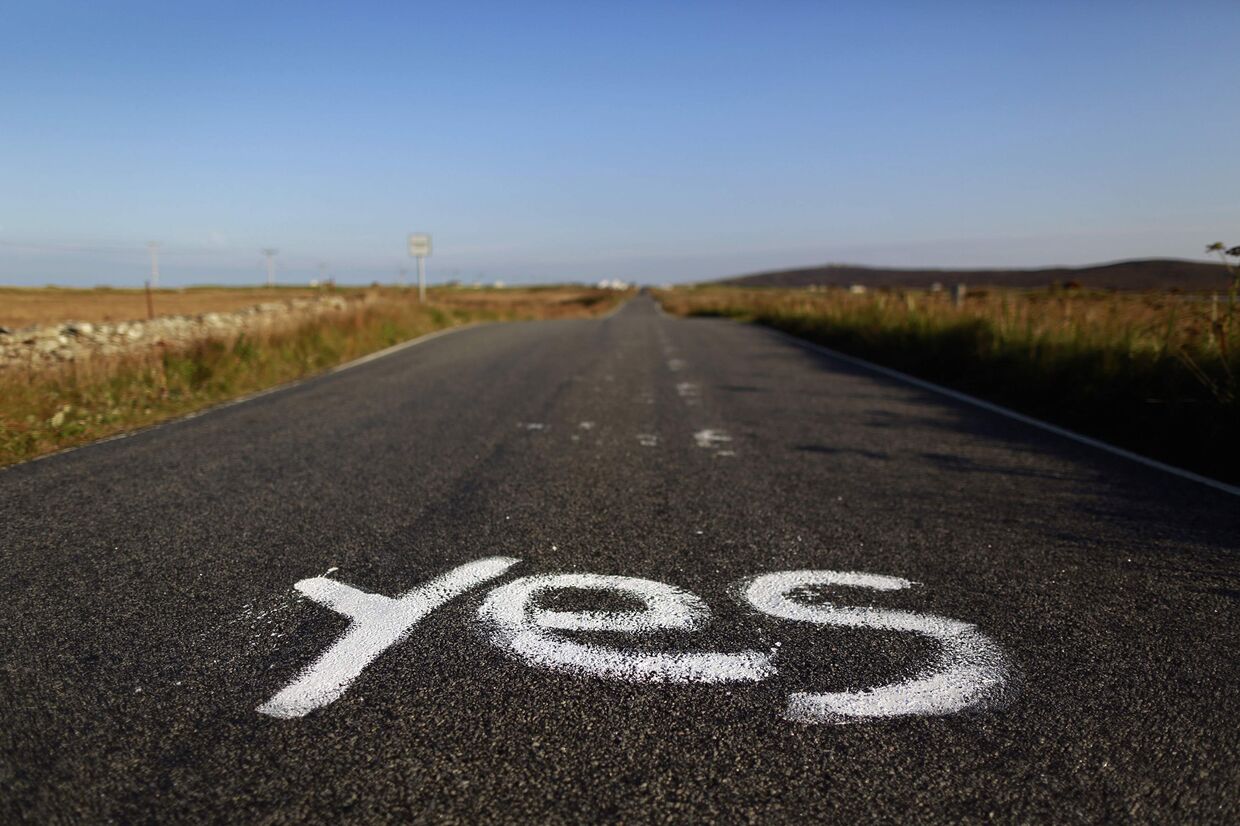 Граффити сторонников независимости Шотландии на Внешних Гебридских островах
