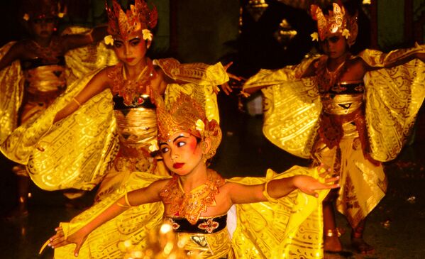 Танцовщицы на Бали