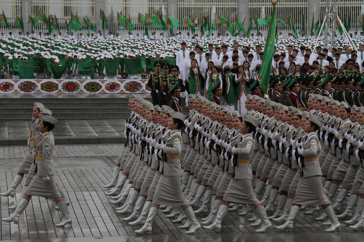 Парад в честь 20-летия независимости Туркменистана