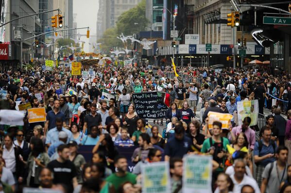 Марш против изменения климата в Нью-Йорке