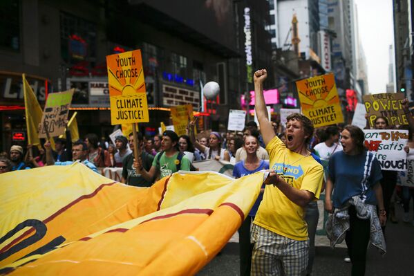 Марш против изменения климата в Нью-Йорке