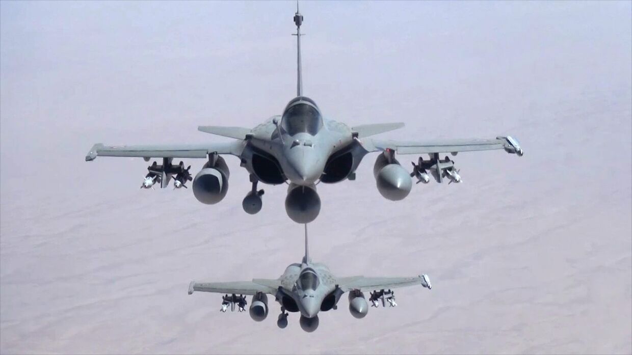 Французские истребители Дассо «Рафаль» над Ираком 