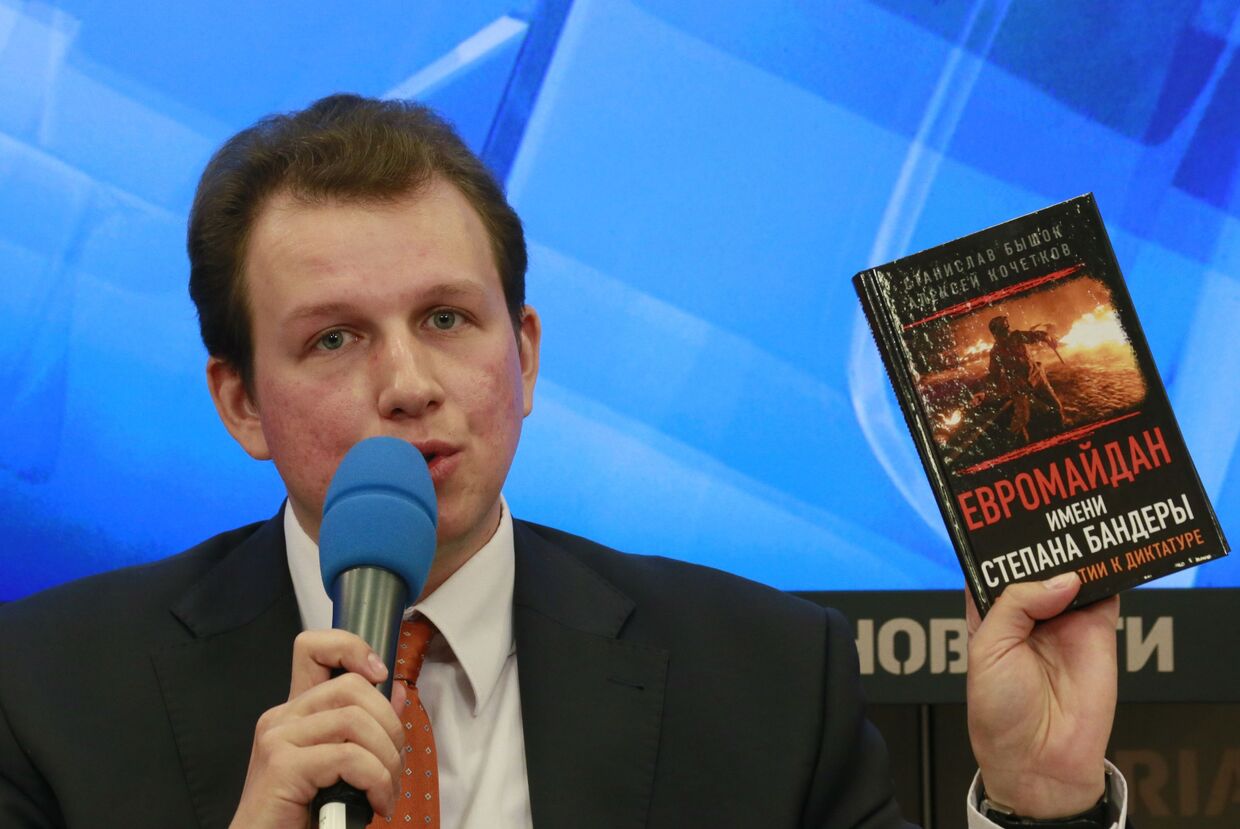 Эксперт Международной организации по наблюдению за выборами CIS-EMO Станислав Бышок во время пресс-конференции Массовые убийства на Украине: общественное расследование