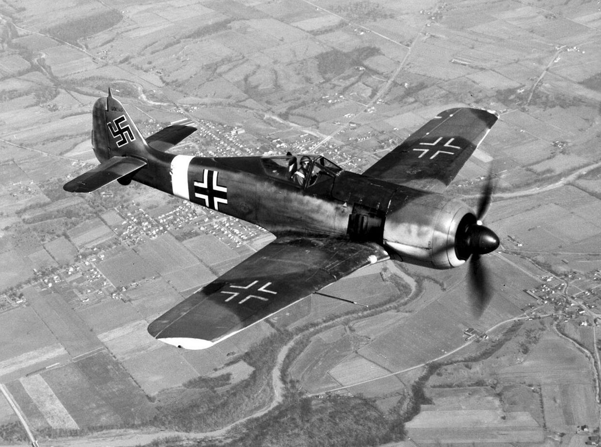 Немецкий истребитель Фокке-Вульф Fw 190