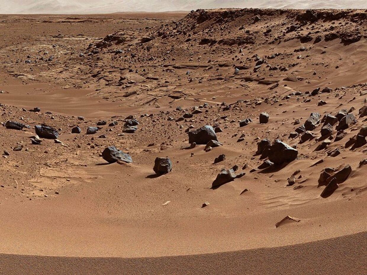 Марсианская поверхность, сфотографированная ровером «Кьюриосити»