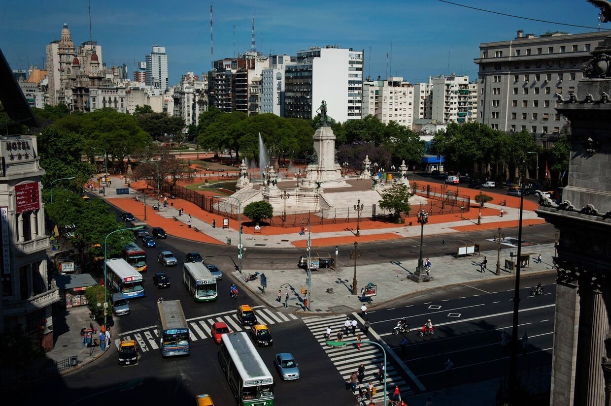Площадь в Буэнос-Айресе