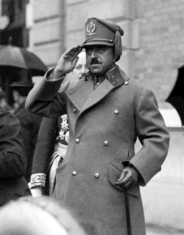 Король Афганистана Аманулла-хан в 1928 году