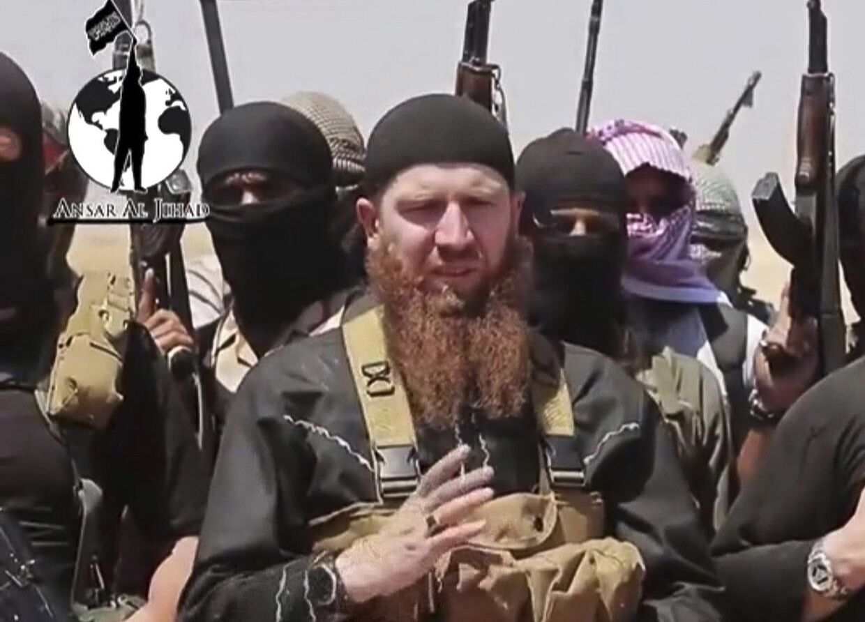 Чеченский боевик Омар аль-Шишани, воюющий на стороне запрещенного в России Исламского государства