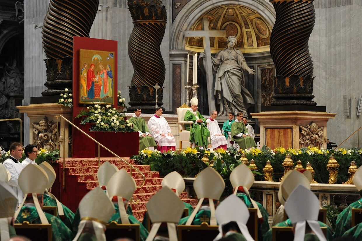 Папа Франциск открывает Синод по вопросам семьи и брака