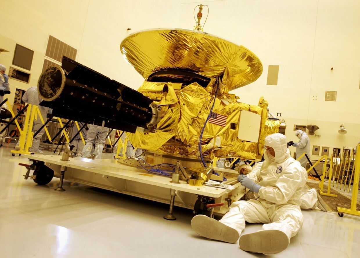 Подготовка космического зонда проекта New Horizons к полету