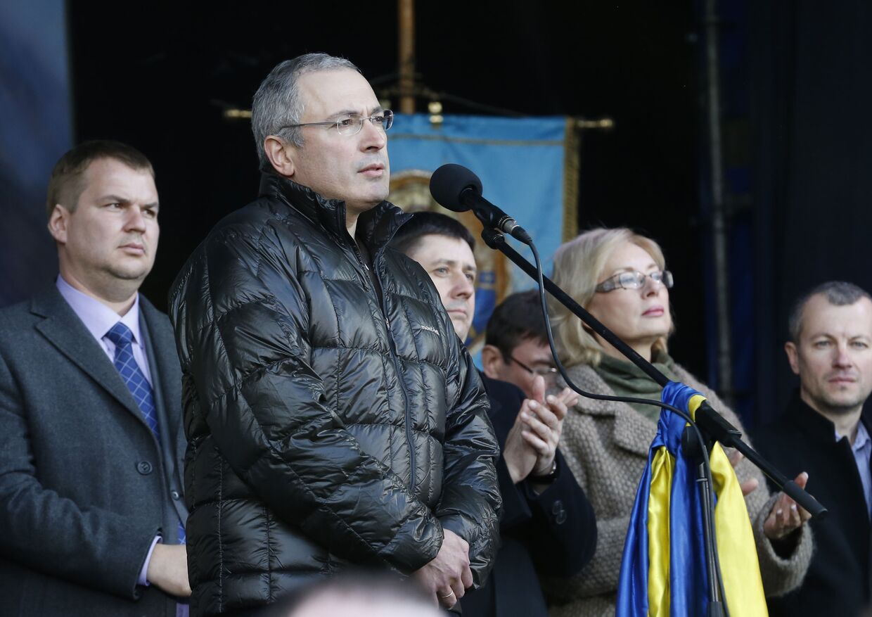 Михаил Ходорковский выступает на площади Независимости в Киеве
